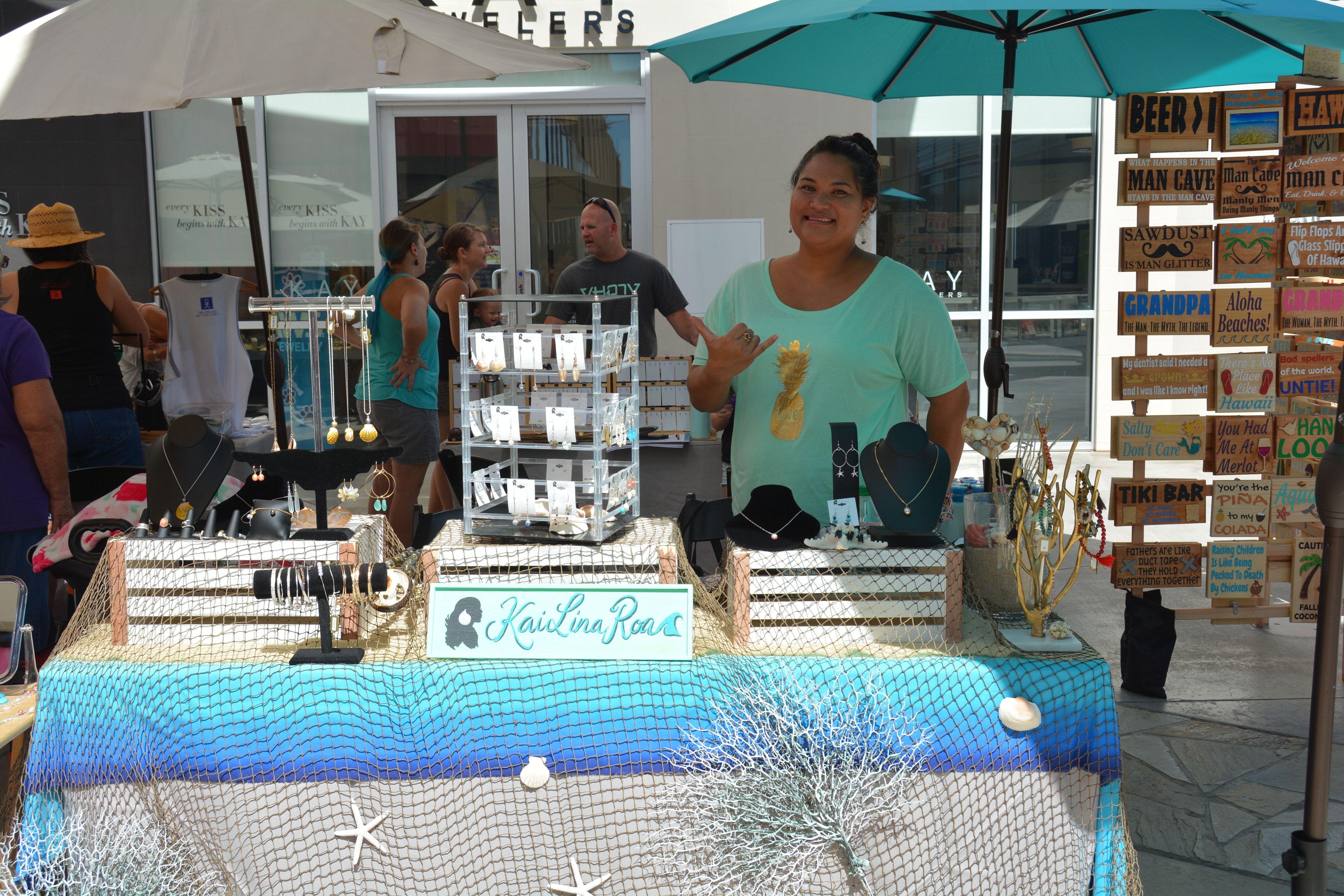 KaiLina Roa jewelry vendor booth at Prince Kūhiō Day market